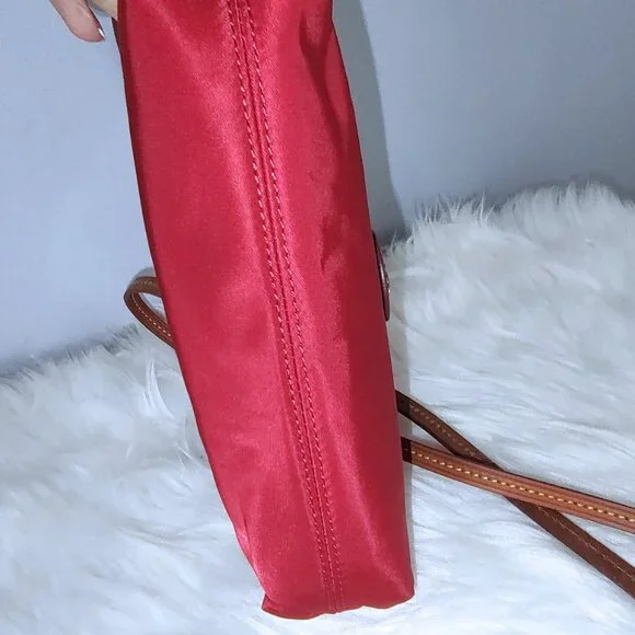 Dooney & Bourke nylon crossbody bag EUC - Picture 9 of 10